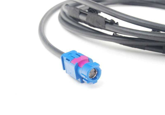 Conjunto de cabos de câmera de ré OEM 61119182293 para BMW Série 7 F01, F02, F03, F04 Hybrid. BMW genuíno.