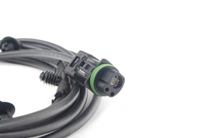 Reversing camera cable set for BMW 7 Series F01, F02, F04 (OEM 61119182293). Original BMW.