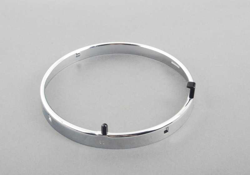 Anillo soporte de cristal faro izquierdo OEM 63121369107 para BMW E28. Recambio original BMW.