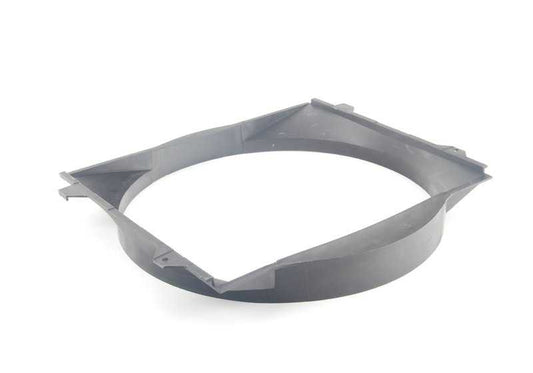 Carcasa del ventilador del radiador OEM 17112225348 para BMW Serie 3 E30. Original BMW.