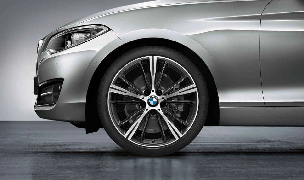 Llanta de aleación OEM 36116872159 diseño estrella 660 para BMW F30, F31, F32, F33, F36. Original BMW.
