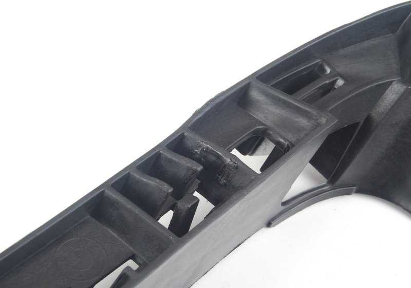 Support extérieur droit de l'OEM 511157988 pour BMW X5 E70. Pièce BMW originale.