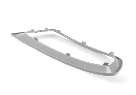 RIGHT EMBELLECEDORA GRID OEM 51117203848 FOR BMW Z4 E89. Original BMW piece. Black and silver finish. Ideal to maintain the aesthetics and aerodynamics of the front bumper.