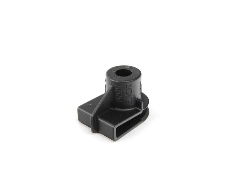 OEM fastening clip 07147237493 for BMW 5 Series (F10, F11, F18), Series 6 (F06, F06n, F12, F12N, F13, F13N) and Series 7 (F01, F01N, F02, F02N, F04). Original BMW.