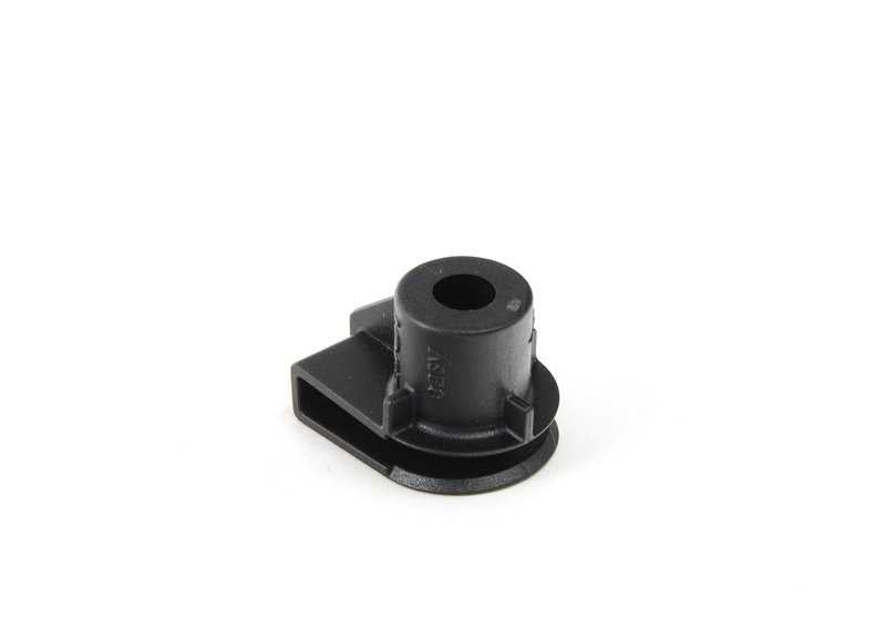OEM fastening clip 07147237493 for BMW 5 Series (F10, F11, F18), Series 6 (F06, F06n, F12, F12N, F13, F13N) and Series 7 (F01, F01N, F02, F02N, F04). Original BMW.