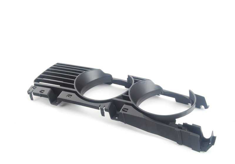 Grade decorativa esquerda 51131944137 para BMW E34 518G, 518i (M40/M43) com mudança manual ou automática. Compatível com modelos de 1989 a 1996. BMW original.