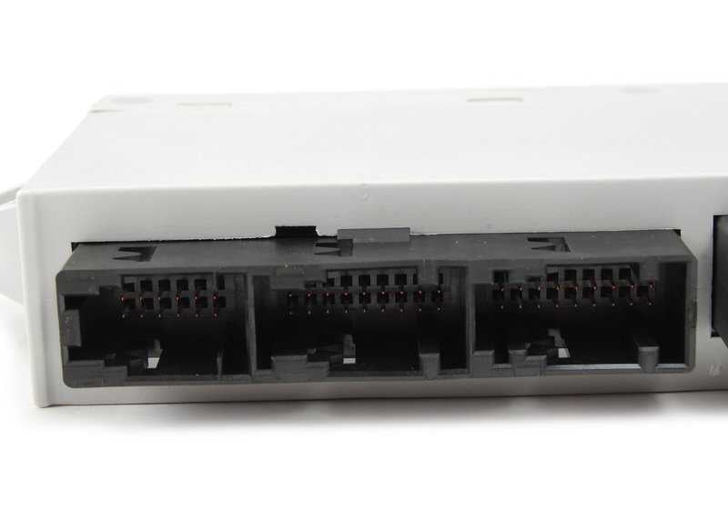 Unidad de control puerta del conductor OEM 61356964141 para BMW E65, E66. Original BMW.