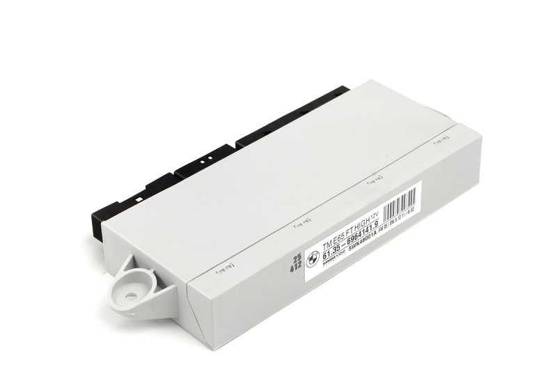 Módulo control puerta trasera derecha OEM 61356964140 para BMW E65, E66. Original BMW.