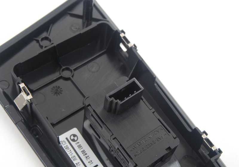 Interruptor alzacristal lado acompañante OEM 61316951956 para BMW Serie 5 E60, E61. Original BMW.