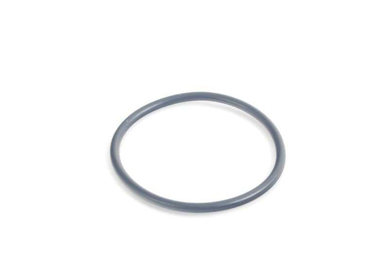 Junta tórica OEM 16121105332 para BMW {E30,E31,E32,E34,E36,E38,E39,E46,E52,E53,E60,E61,E63,E64,E65,E66,E83,E85,E87,F01,F02,F07,F10,F11,F12,F13,F20,F25,F30,F32,F34,F36,Z3,Z4}. Original BMW.