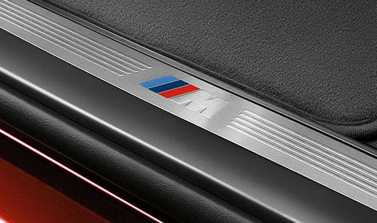 Embellecedor de entrada M OEM 51478050390 para BMW F12, F13, F06. Pieza derecha original BMW con diseño M deportivo para puerta. Mejora estética para modelos Serie 6.