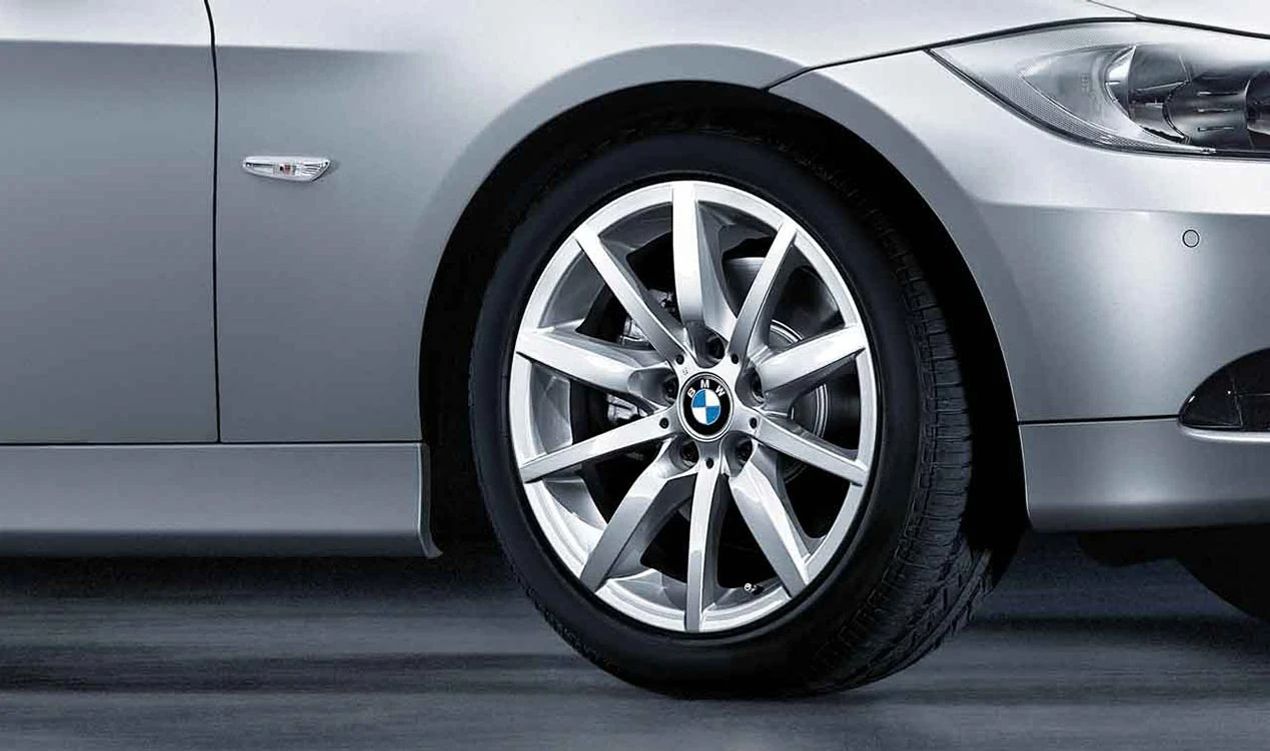 Leichtmetallräder Design Star 286 OEM 36116783633 für BMW E90. Kompatibel mit 316D -Modellen, 316i von 2005 bis 2011. Original BMW.