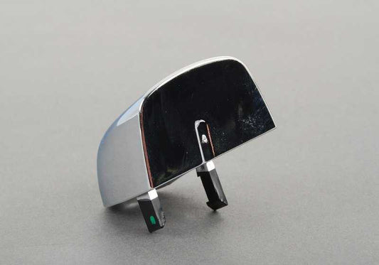 OEM 5121829623 Couverture chromée gauche pour BMW 3 E46 (1998-2006). BMW d'origine.