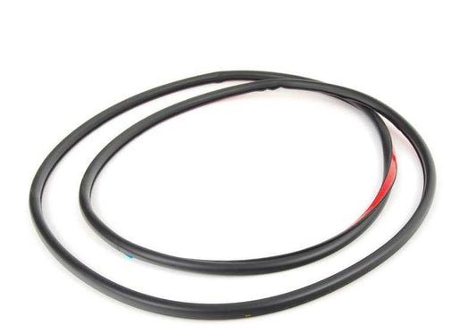 Joint de porte avant OEM 51337258329 pour BMW 3' F30, F30 LCI, F80 M3, F80 M3 LCI, F31, F31 LCI. Véritable BMW.