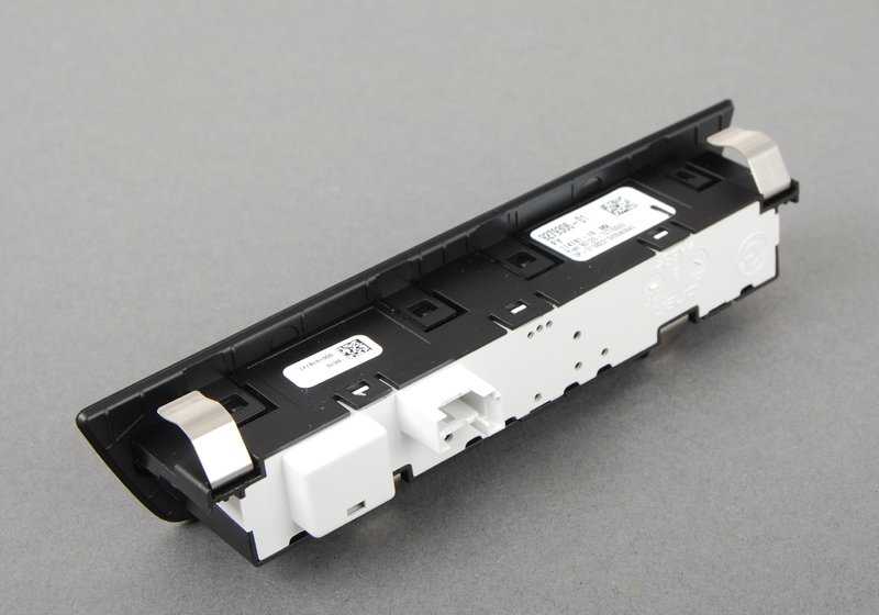 Módulo de control de asistencias a la conducción OEM 61319279306 para BMW F07, F10, F11, F06, F12, F13, F01, F02, F04. Original BMW.