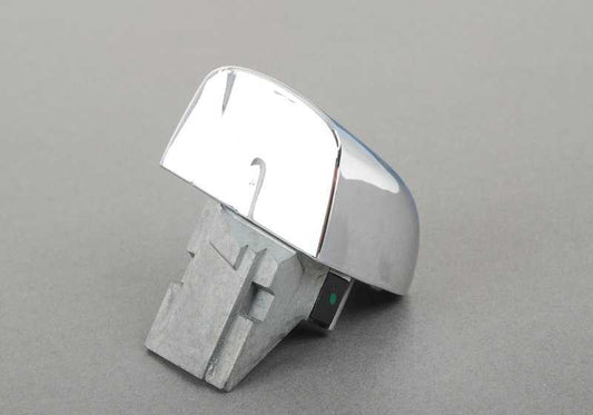 Tampa do cromo direita OEM 51218229628 para série BMW 3 E46 (portas dianteiras e traseiras a 09/2000). BMW original.