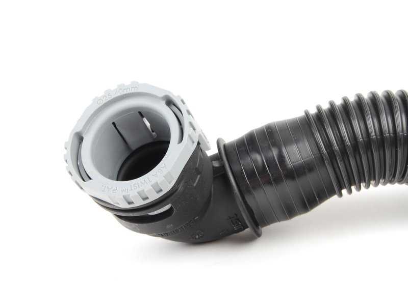 Tubo de recirculación de válvula de descarga OEM 13717600013 para BMW E60, E61, F10, F11. Original BMW.