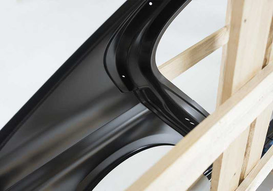 Marco lateral exterior izquierdo OEM 41217298011 para BMW F30. Original BMW.