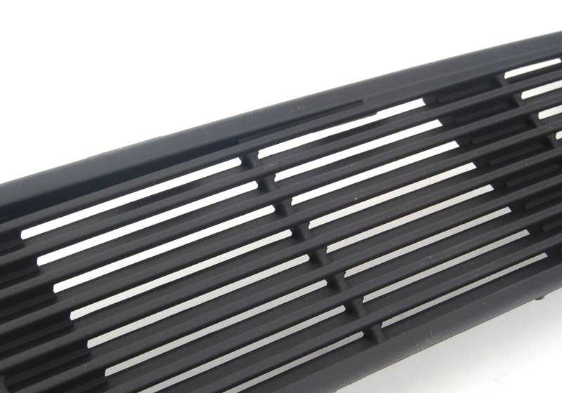 Griglia di ventilazione sinistra per il vassoio posteriore OEM 51468174169 per BMW E38. BMW originale.