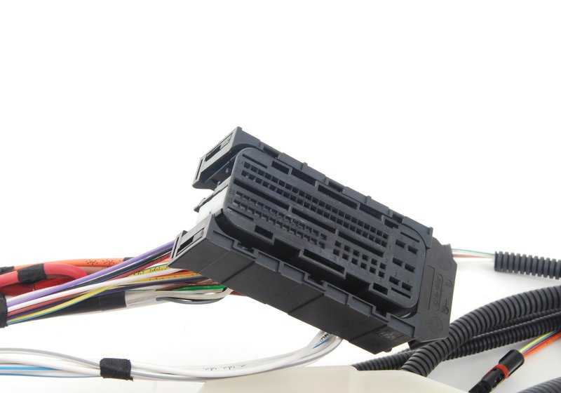 Cableado inyectores y encendido OEM 12517605050 para BMW E81, E82, E87, E88, E90, E91, E92, E93, E84. Original BMW.