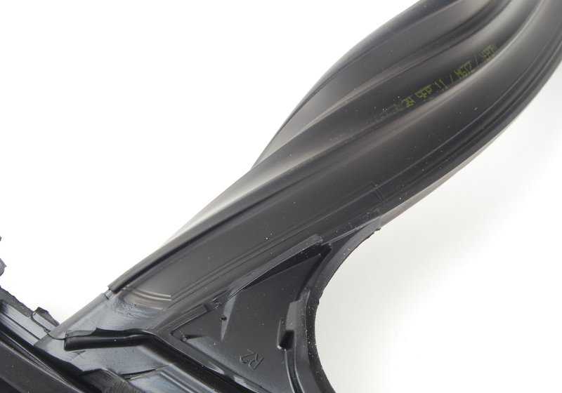 Guía de cristal de puerta delantera derecha OEM 51337060242 para BMW E90 y E91. Original BMW.
