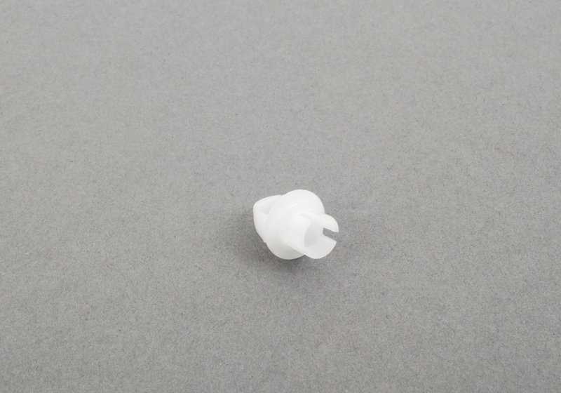 Tuerca de fijación OEM 13541308911 para BMW E30. Original BMW.