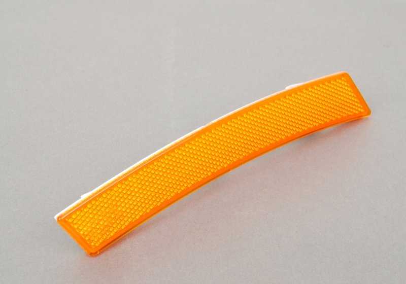 Reflector lateral izquierdo OEM 63143417737 para BMW E83. Original BMW.