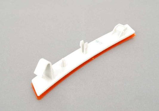 Reflector lateral izquierdo OEM 63143417737 para BMW E83. Original BMW.