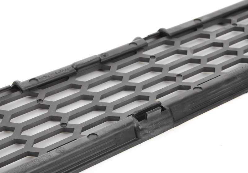 Rejilla central parachoques OEM 51128040878 para BMW E90, E91. Original BMW.