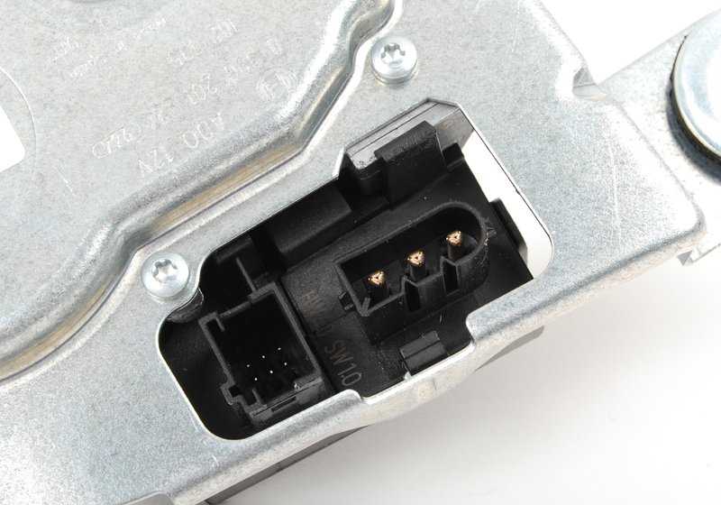 Rear Wiper Motor OEM 67636917907 for BMW X3 E83, E83 LCI. Genuine BMW.