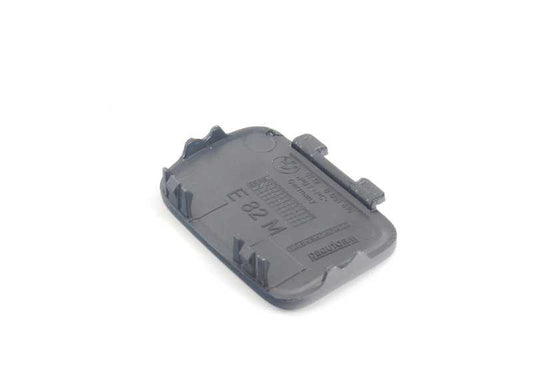 Unbemaltem Schlepptauungshaken für BMW E82 (OEM 51128051610). Original BMW.