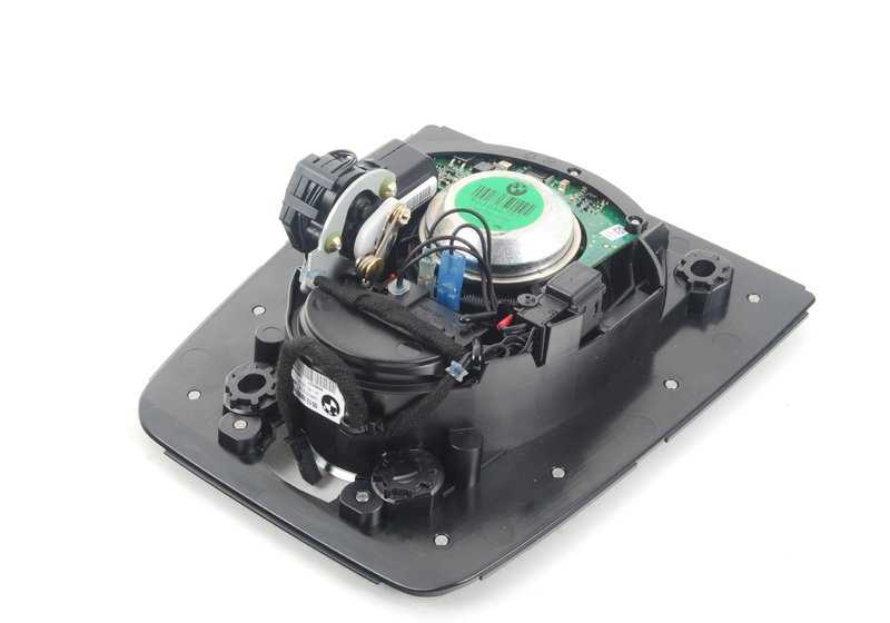 Sistema de altavoces OEM 65139266112 para BMW F07, F07N. Compatible con sistemas High End en salpicadero. Original BMW.