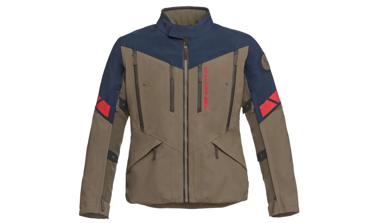 Chaqueta impermeable GS Namib Gore-Tex OEM 76115A80B12 para BMW Motorrad {R1200GS, R1250GS, F850GS, F800GS, G310GS y más}. Protección total en rutas y climas extremos. Original BMW Motorrad.