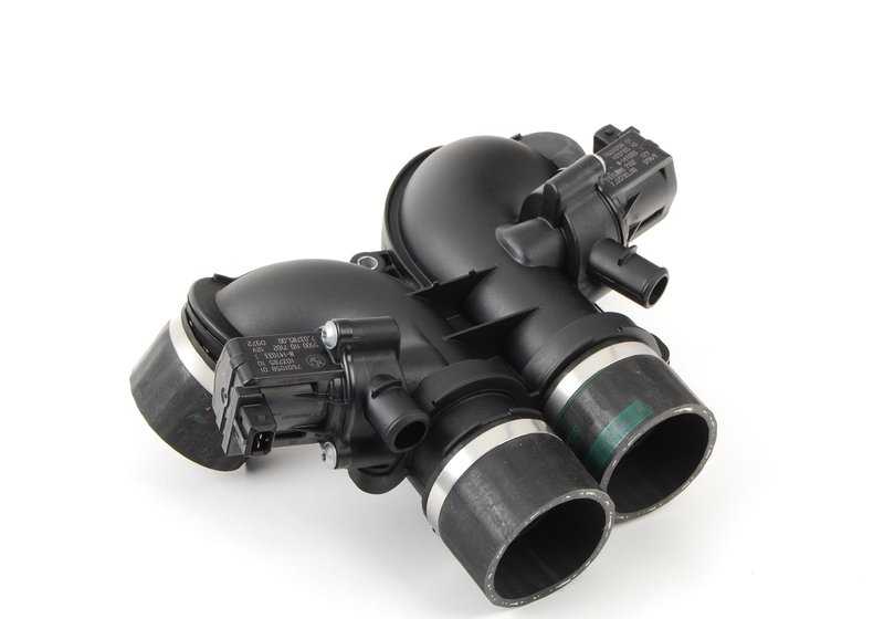 Tubo de admisión de aire OEM 13717589643 para BMW E70, X5 E70, X6 E71. Original BMW.