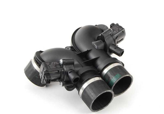 OEM -Lufteintrittsrohr 13717589643 für BMW E70, X5 E70, X6 E71. Original BMW.