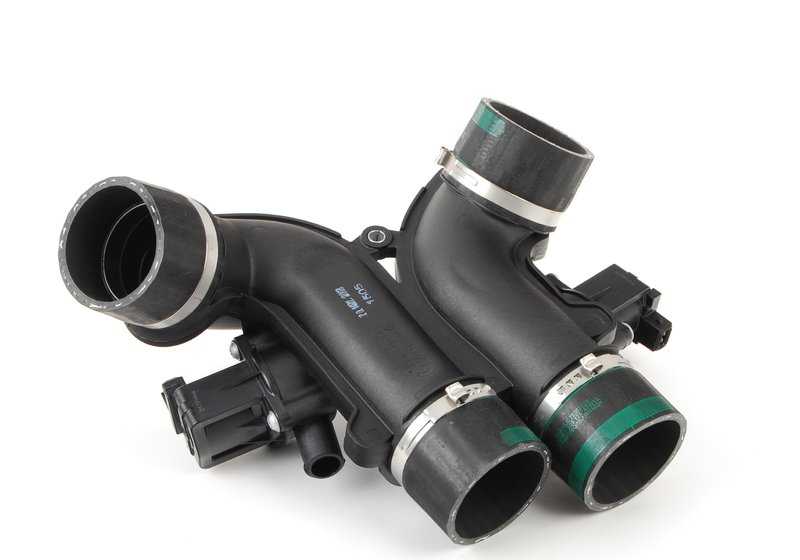 Tubo de admisión de aire OEM 13717589643 para BMW E70, X5 E70, X6 E71. Original BMW.