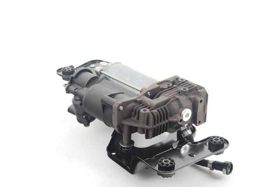 Luftversorgungssystem für BMW X5 E70, X6 E71 (OEM 37206859714). Original BMW.