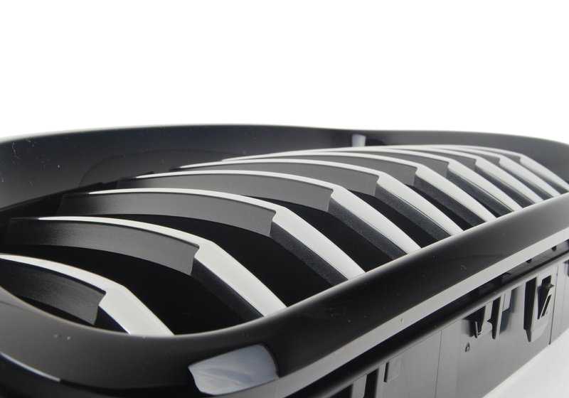 Rejilla M Performance OEM 51712297595 para BMW F06, F12, F13. Original BMW.