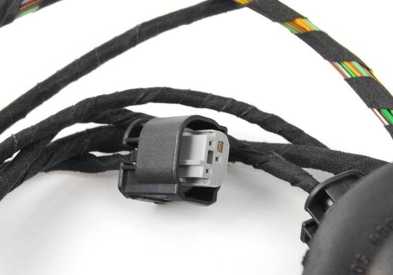 Cableado sensor de aparcamiento (PDC) OEM 61126920858 para BMW E39 520d, 520i (todos los modelos compatibles). Original BMW.