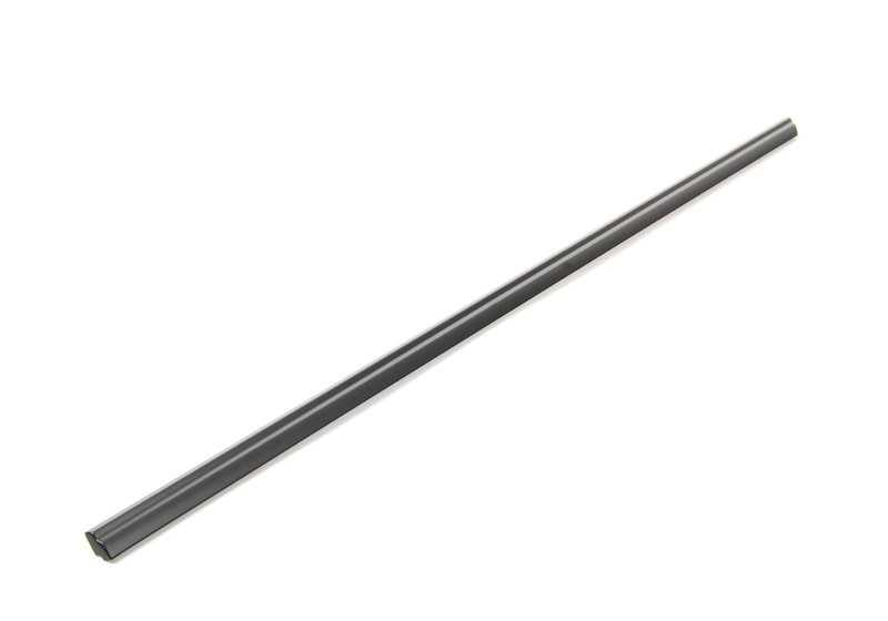 Moldura lateral izquierda negra OEM 51221959993 para BMW E28 518, 518i, 520i. Compatible con modelos fabricados entre 1981 y 1987. Recambio original BMW.