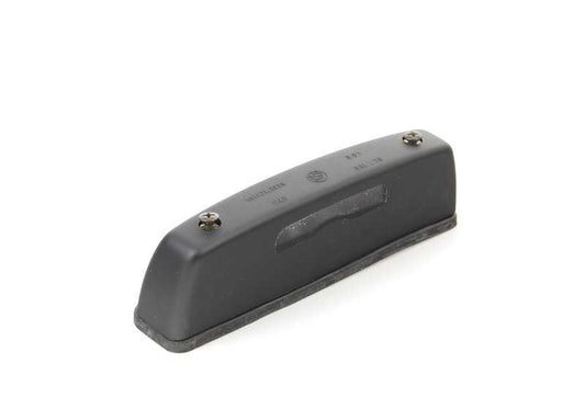 Luz de matrícula OEM 63261362162 para BMW E21. Original BMW.