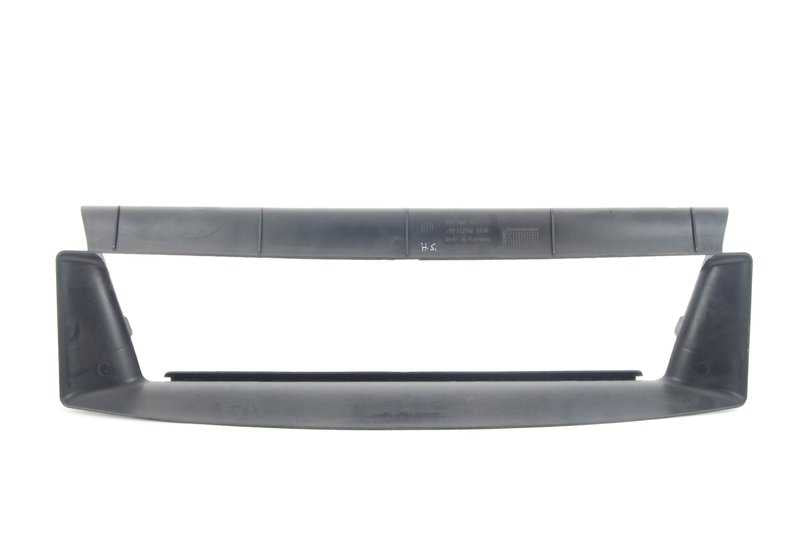 Deflector de aire inferior OEM 51748051604 para BMW E82. Original BMW.