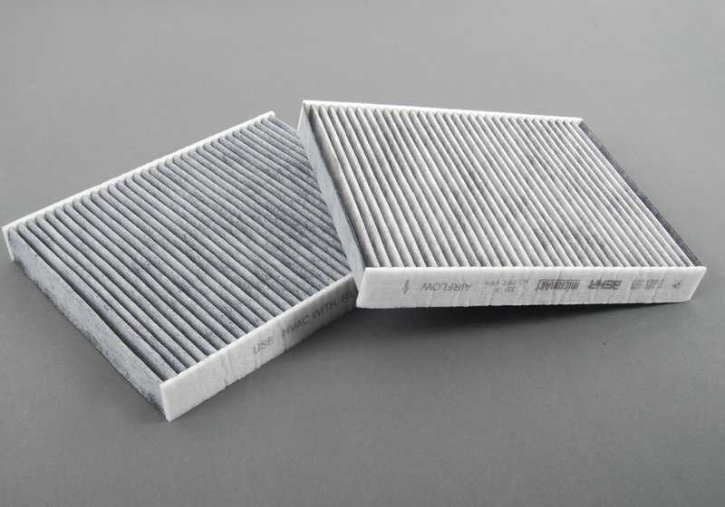 Filtro de capuz com carbar ativo OEM 64119272642 para BMW 5 GT Series (F07), 5 Berlina Series (F10), Série 5 Touring (F11), série 6 Gran Coupé (F06), Série 6 Cabrio (F12), 6 Coupé Series (F13 ), 7 séries (F01, F02) e ActiveHybrid 7 (F04). Origem