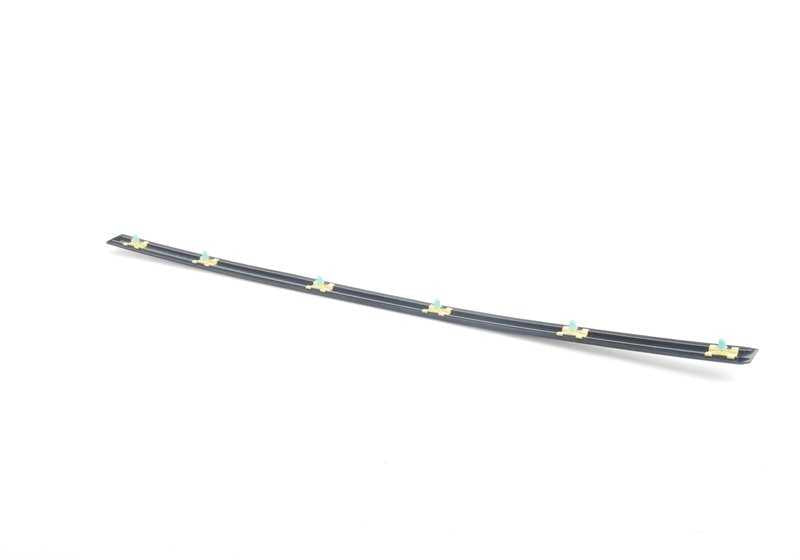 Moule de porte d'entrée gauche pour BMW E39 (OEM 51138184477). BMW d'origine
