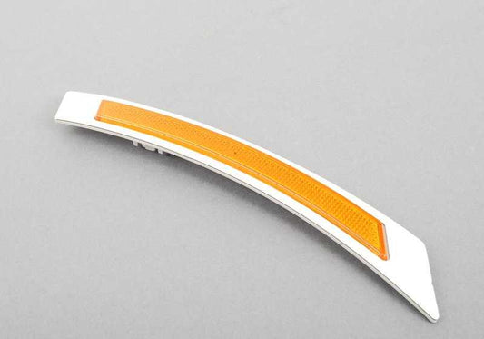 Reflector lateral izquierdo OEM 63147839087 para BMW E60, E61. Original BMW.