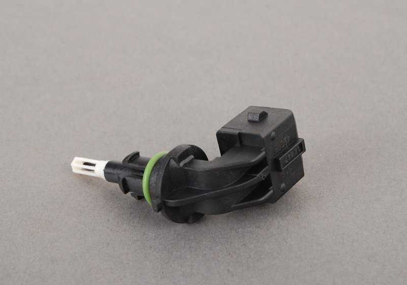 Sensore di temperatura dell'aria di ammissione OEM 13627792203 per BMW E81, E82, E87, E88, E46, E90, E91, E92, E93, E60, E61, F07, F10, F11, E63, E64, E65, E66, F01, F02, E84, E84, E83, E83, E83 E83, E70, E70, E70, E70. BMW originale.
