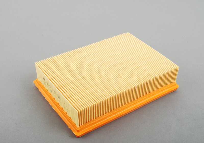 Kit de revisión completa Inspección II OEM 88002157561 para BMW E39. Incluye filtro de aceite, 6 bujías, filtro de aire y microfiltro. Todo original BMW para mantenimiento integral.