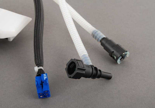 Feed unit with pump in tank, right OEM 16147363076 for BMW Z4 E89 sDrive18i, sDrive20i, sDrive23i. Genuine BMW.