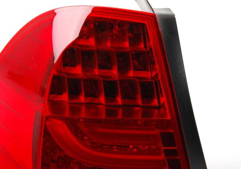 Piloto trasero lateral izquierdo OEM 63217289435 para BMW E91 (Serie 3 Touring). Original BMW.