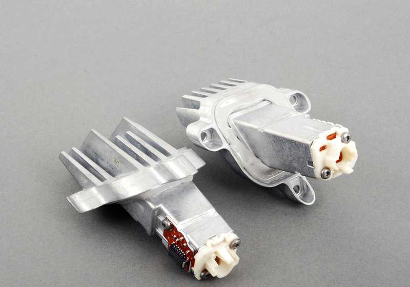 Módulo LED OEM 63117348935 para BMW Z4 E89. Repuesto original BMW.